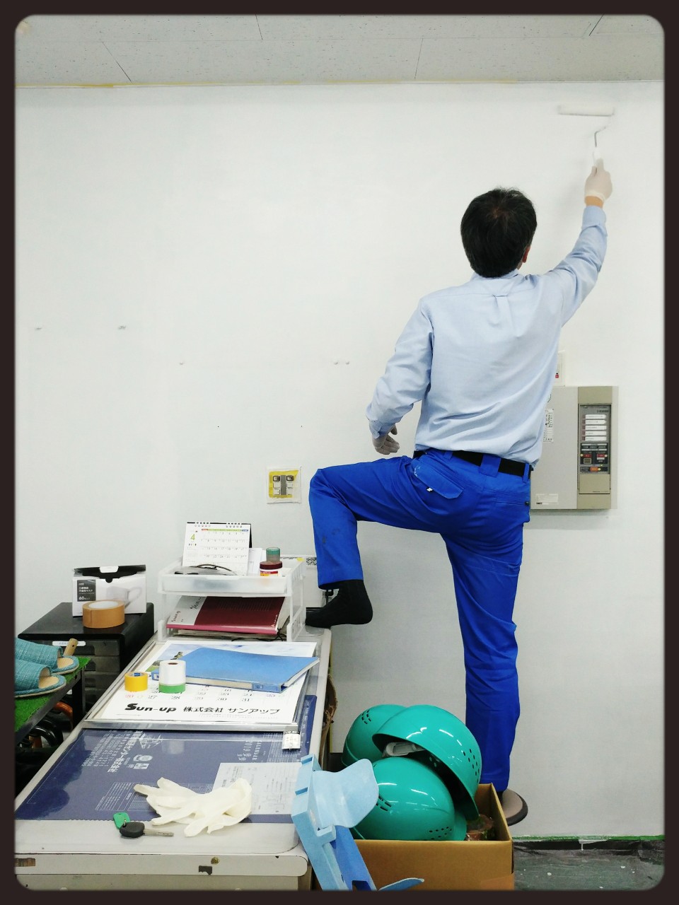 壁塗り作業①